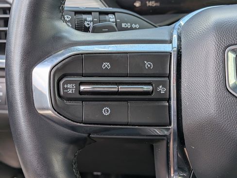 Used 2024 GMC Acadia Elevation FWD image 25