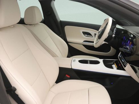 New 2026 Mercedes-Benz CLA 250+ image 7