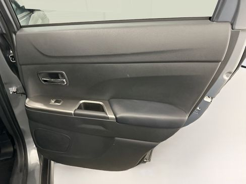 Used 2025 Mitsubishi Outlander Sport SE image 30