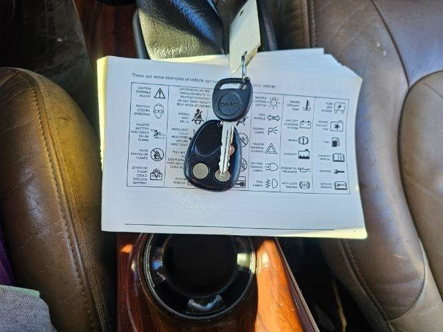 Used 2002 GMC Envoy SLT AWD/4WD image 22