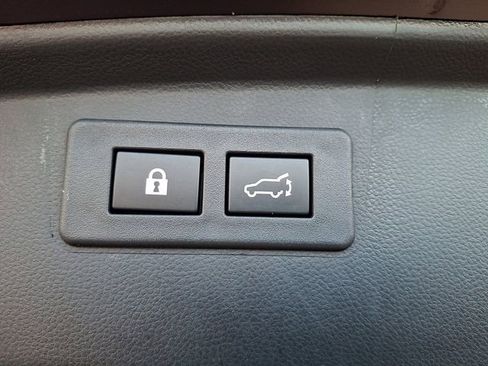 Certified 2023 Subaru Outback Touring w/ Tech Package 3 image 31