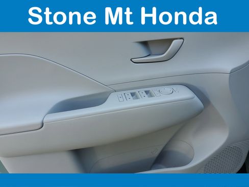 Used 2025 Hyundai Kona SEL image 18