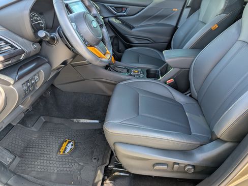 Used 2025 Subaru Forester Wilderness w/ Convenience Package image 15