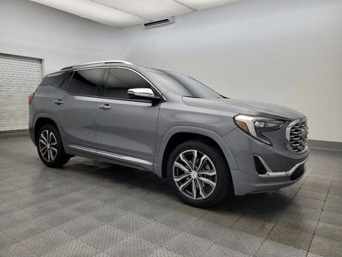 Used 2020 GMC Terrain Denali w/ Denali Premium Package image 11