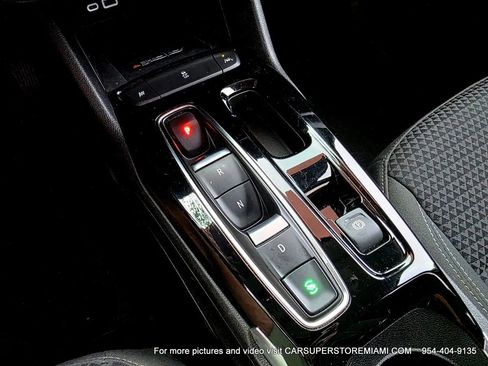 Used 2022 Chevrolet Bolt EUV LT w/ Driver Confidence Package image 48