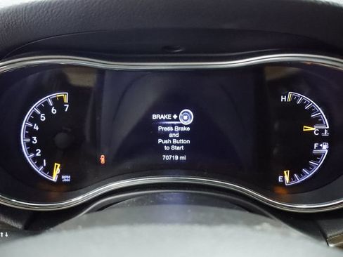 Certified 2018 Jeep Grand Cherokee Limited AWD/4WD image 29