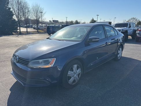 Used 2012 Volkswagen Jetta SE image 1
