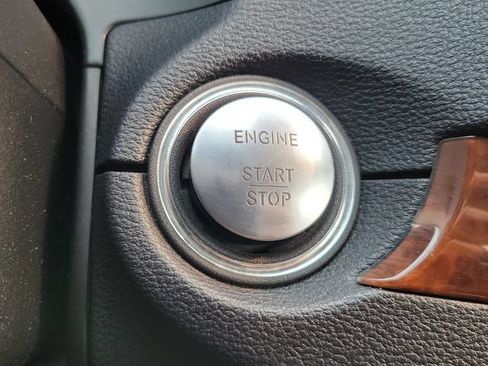 Used 2012 Mercedes-Benz E 550 Cabriolet image 19