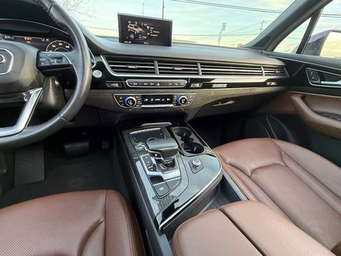 Used 2018 Audi Q7 3.0T Prestige w/ Prestige Package image 29