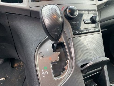 Used 2013 Toyota Venza LE image 18