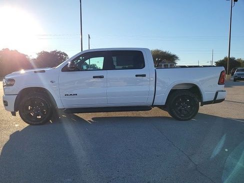 New 2026 RAM 1500 4x4 Crew Cab image 2