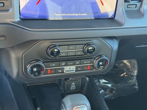 New 2026 Ford Bronco Big Bend image 16