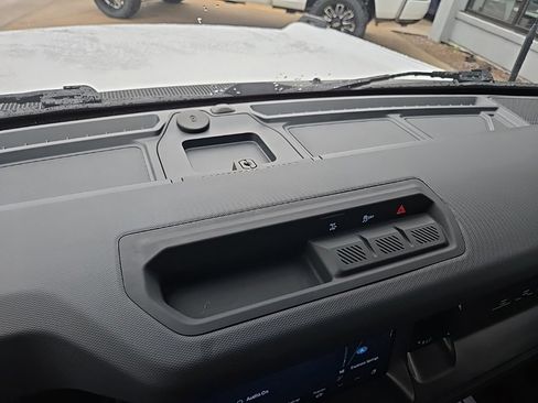 Used 2025 Ford Bronco Big Bend image 46