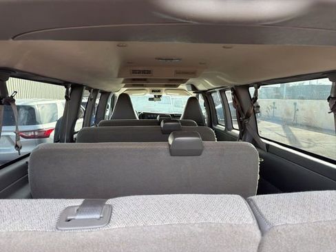 Used 2020 Chevrolet Express 3500 LT w/ LT Preferred Equipment Group image 22