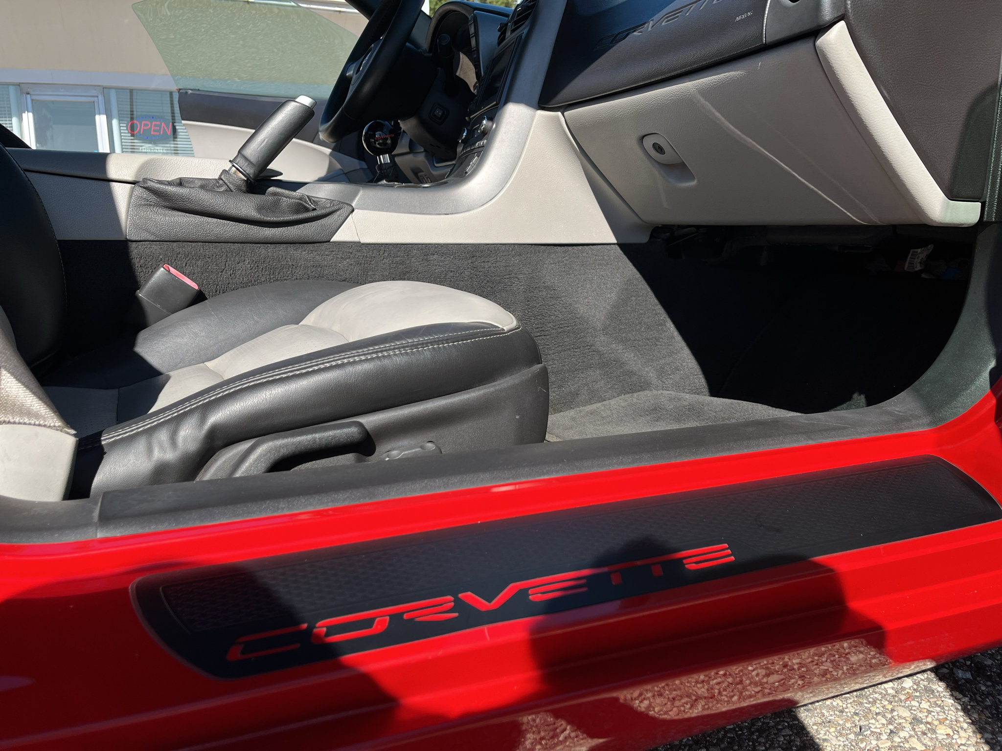 Used 2007 Chevrolet Corvette Convertible w/ Preferred Equipment Group RWD image 25