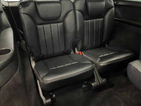 Used 2008 Mercedes-Benz R 350 4MATIC image 33