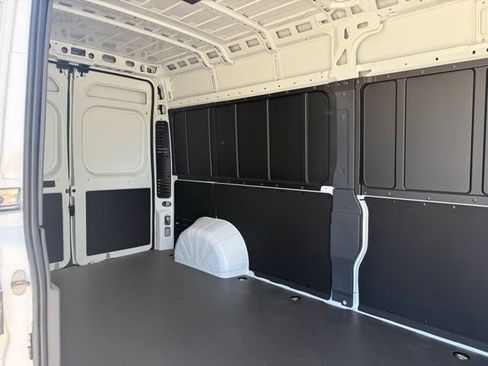 New 2026 RAM ProMaster 2500 w/ Convenience Group FWD image 11