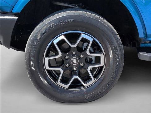 Used 2023 Ford Bronco Outer Banks AWD/4WD image 29