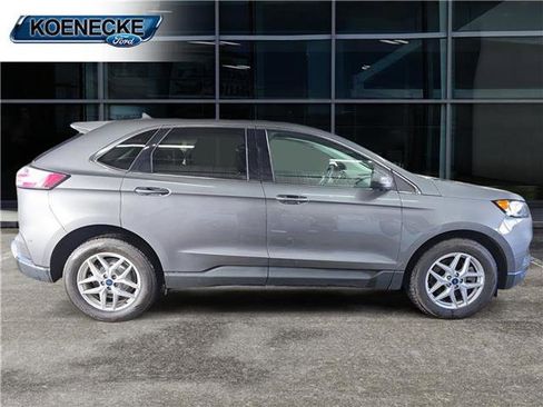 Certified 2022 Ford Edge SEL w/ Convenience Package AWD/4WD image 6