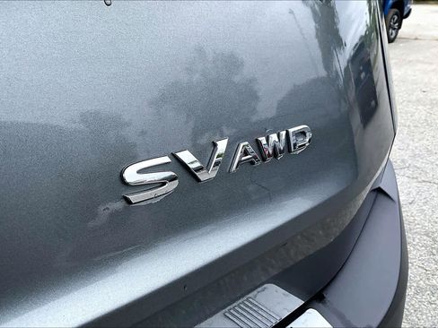Used 2023 Nissan Rogue SV AWD/4WD image 10