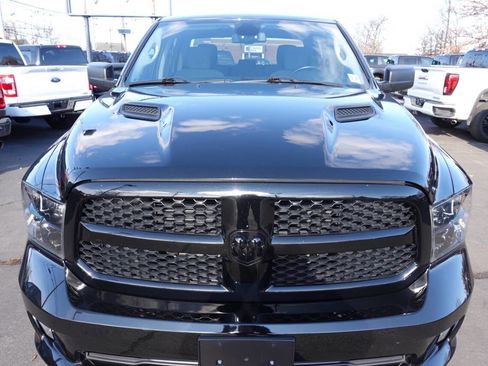 Used 2022 RAM 1500 Express w/ Wheel & Sound Group image 7