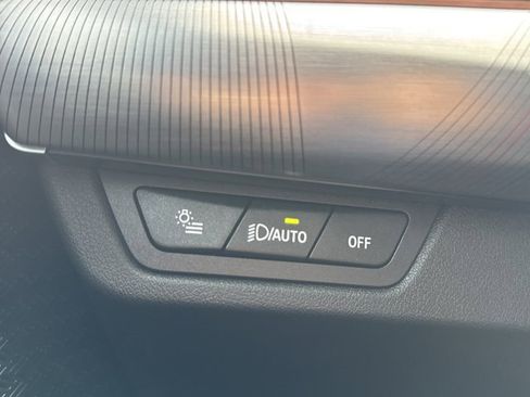 Certified 2024 BMW X2 xDrive28i w/ Premium Package image 18