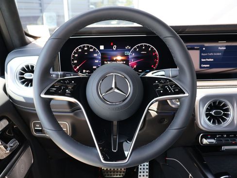 Used 2026 Mercedes-Benz G 550 image 16
