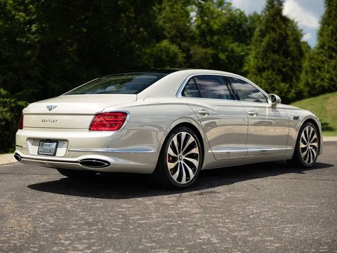 New 2026 Bentley Flying Spur Plug-In Hybrid AWD/4WD image 3