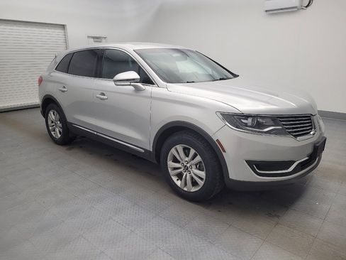 Used 2016 Lincoln MKX Premiere image 11