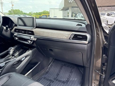 Used 2022 Kia Telluride SX w/ Nightfall Edition Package AWD/4WD image 38