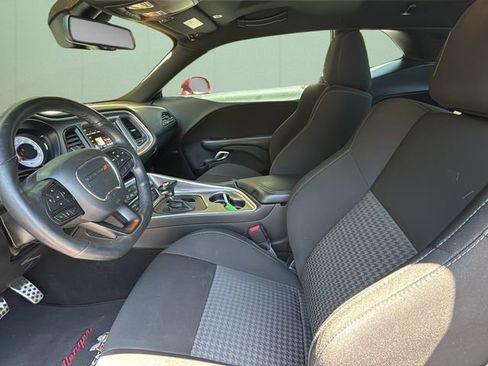 Used 2022 Dodge Challenger R/T Scat Pack RWD image 11