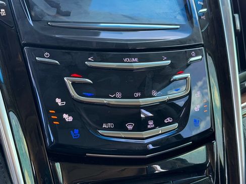Used 2019 Cadillac Escalade ESV Premium Luxury AWD/4WD image 55