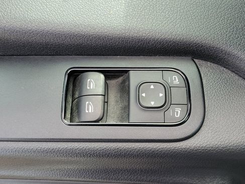 Used 2023 Mercedes-Benz Sprinter 1500 image 20