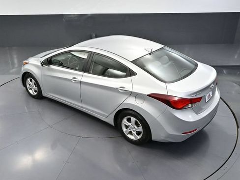 Used 2014 Hyundai Elantra SE FWD image 45