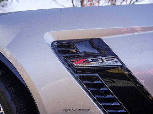 Used 2015 Chevrolet Corvette Z06 w/ 3LZ Preferred Equipment Group image 68