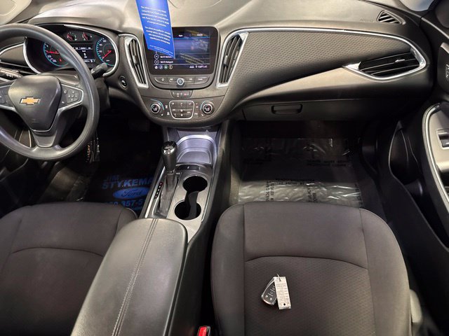Used 2020 Chevrolet Malibu LT FWD image 13