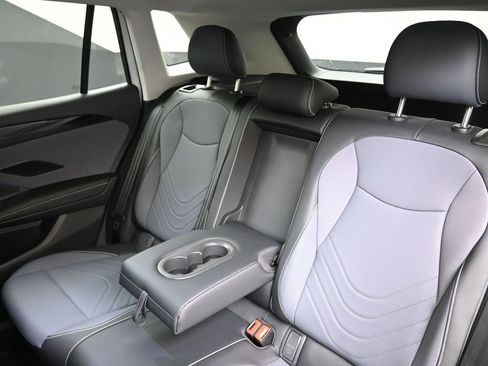 New 2026 Volkswagen Tiguan SE image 20