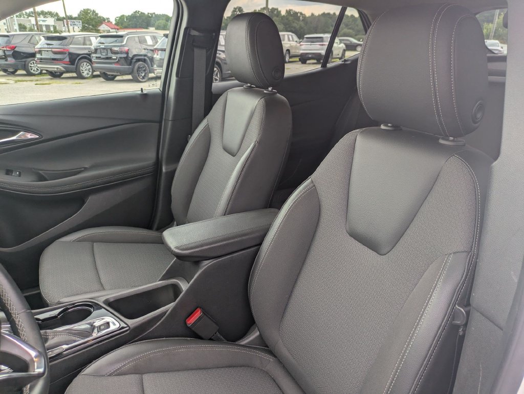 Used 2023 Buick Encore GX Preferred FWD image 15