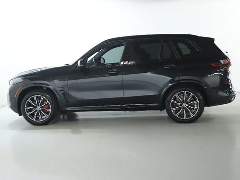 Certified 2025 BMW X5 xDrive50e w/ M Sport Package AWD/4WD image 40