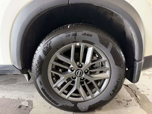 Used 2026 Nissan Rogue S AWD/4WD image 28