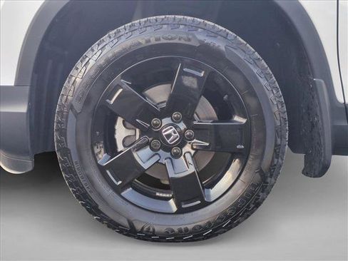 Used 2024 Honda Ridgeline Black Edition image 24