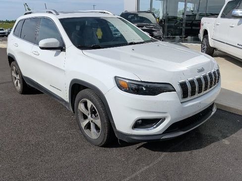 Used 2020 Jeep Cherokee Limited w/ Advanced Safety Group FWD image 2