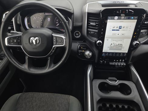 Used 2024 RAM 2500 Laramie w/ Night Edition image 30