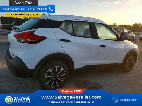 Used 2018 Nissan Kicks S image 4