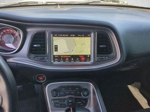 Used 2018 Dodge Challenger SRT Hellcat RWD image 12