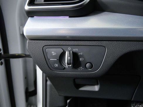 Used 2025 Audi Q5 2.0T Premium Plus w/ Premium Plus Package image 25