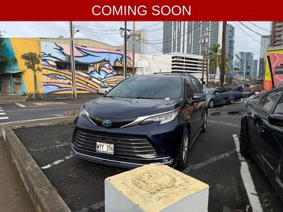 Used 2022 Toyota Sienna Limited
