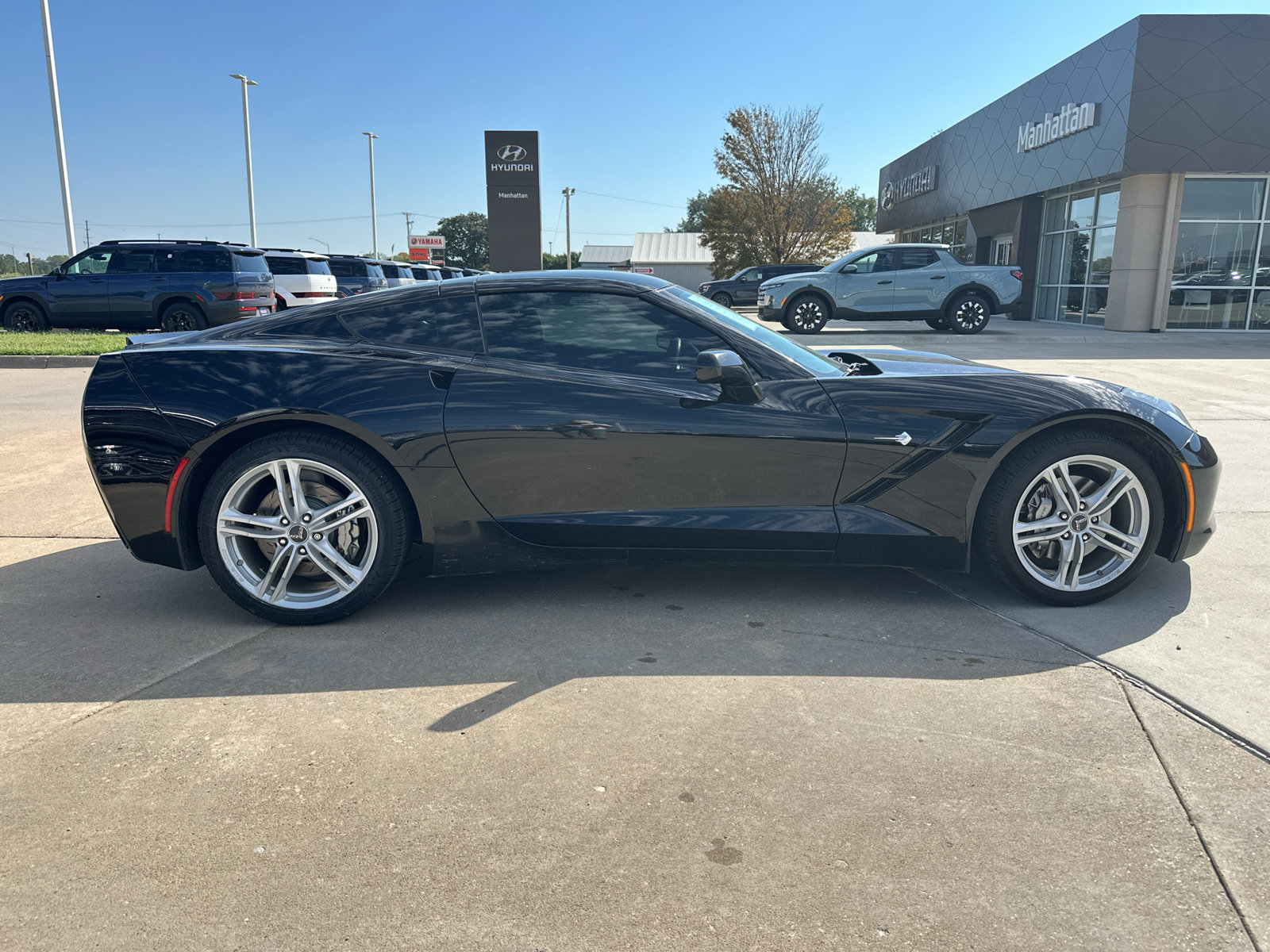 Used 2016 Chevrolet Corvette Stingray Coupe RWD image 11