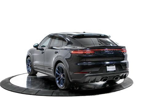 Certified 2023 Porsche Cayenne Turbo GT AWD/4WD image 3
