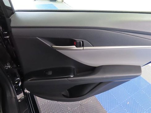 Used 2025 Toyota Camry LE w/ Convenience Package FWD image 31